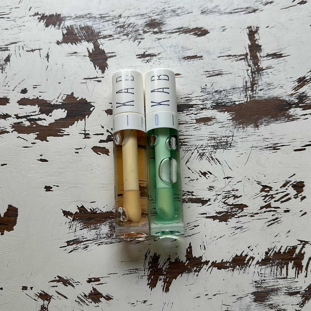 KAB lip oil